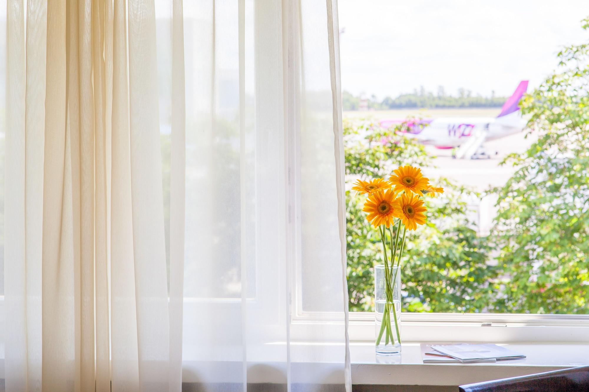 Airinn Vilnius Hotel Bagian luar foto