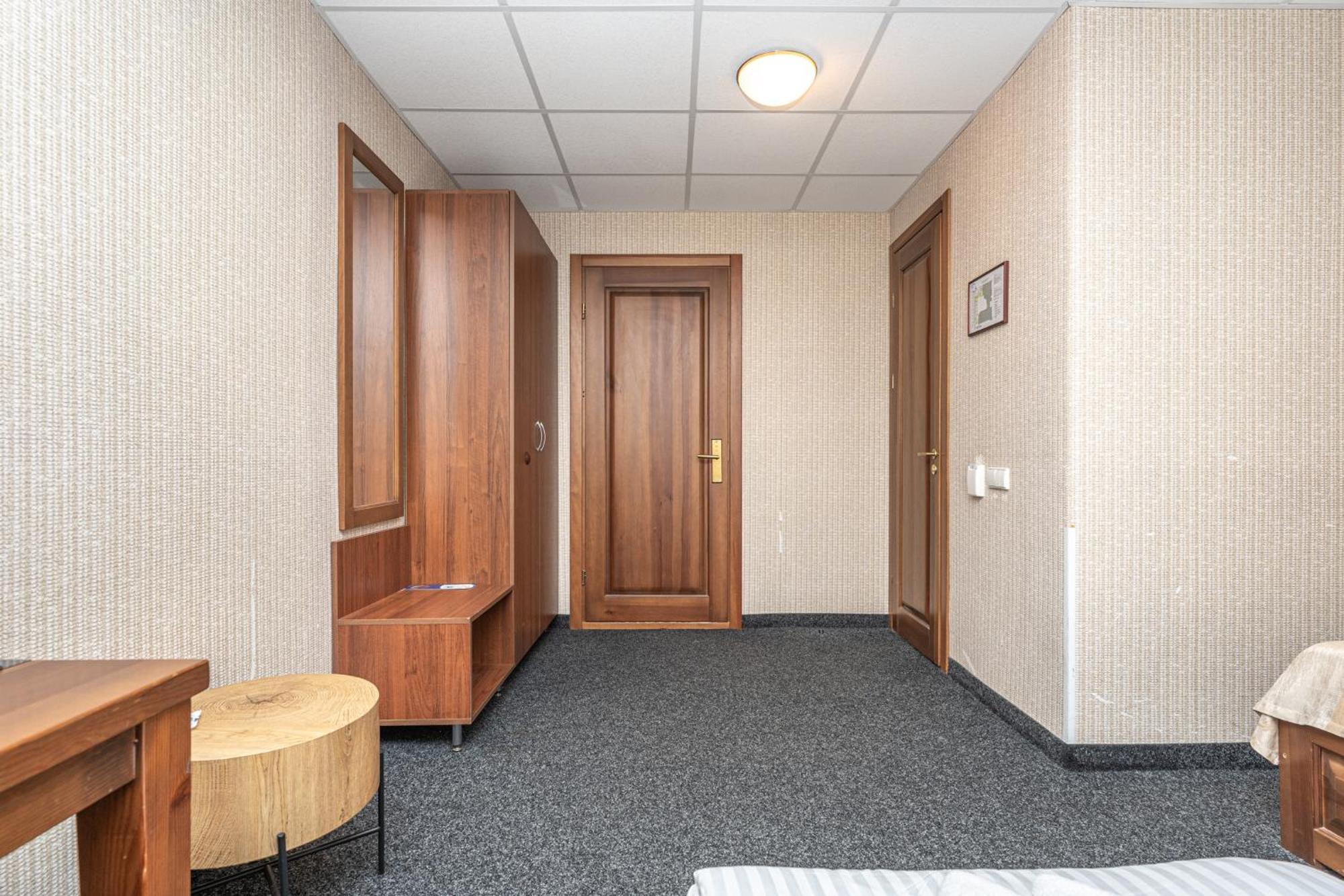 Airinn Vilnius Hotel Bagian luar foto